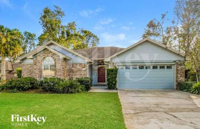 536 Cozybrook Lane - 536 Cozybrook Lane, Fleming Island, FL 32003
