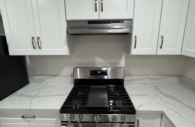 5808 Tujunga Ave - 5808 Tujunga Avenue, Los Angeles, CA 91601