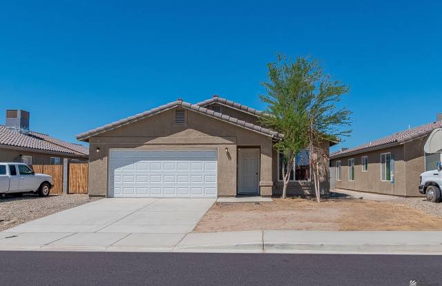 7912 E 44 LN photos photos