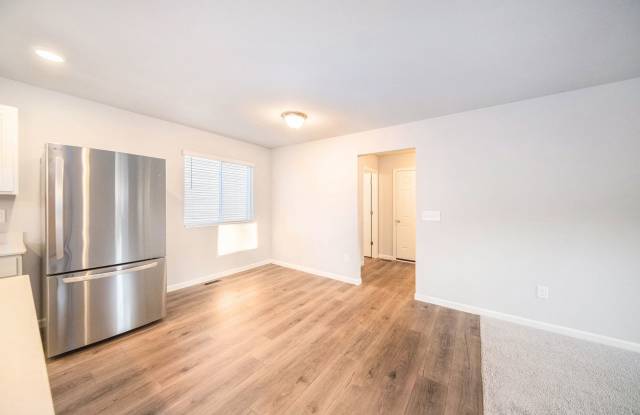 Move in by September 30th and receive FREE rent for both September and October. Take advantage of this limited-time offer and enjoy significant savings at move-in with a reduced security deposit of just $1,000! Gallery 4