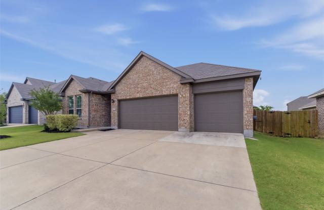 305 Evans Drive Gallery 2