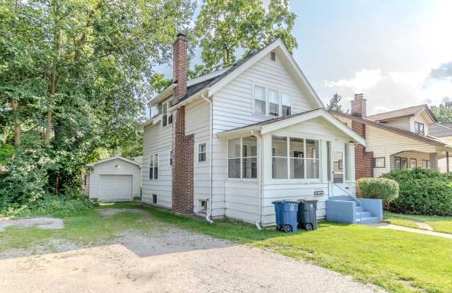 1014 Woodlawn - 1014 Woodlawn Avenue, Ann Arbor, MI 48104