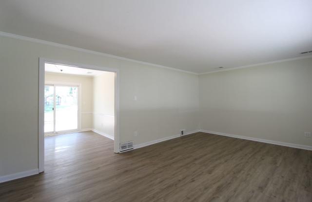 2 Bedroom 1 Bath Home In Prairie Village Gallery 4