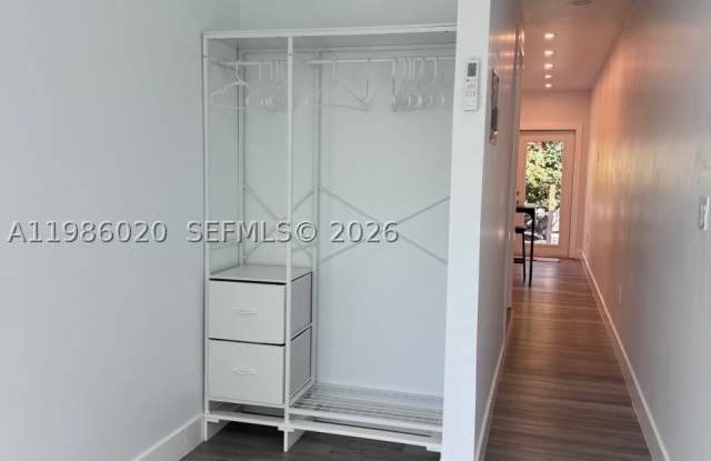 5800 SW 122nd Ave Gallery 3