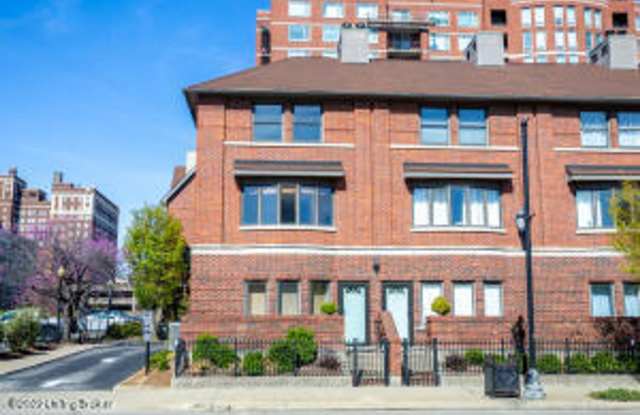 Newly Renovated! - 644 South 2nd Street, Louisville, KY 40202