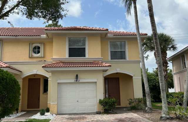 1412 SEMINOLE PALMS Drive Gallery 2