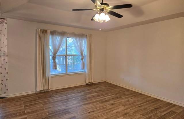 120 Gardenridge Drive Gallery 3