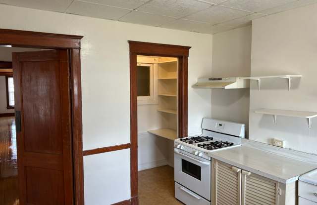 62/64 W 15th Street photos photos