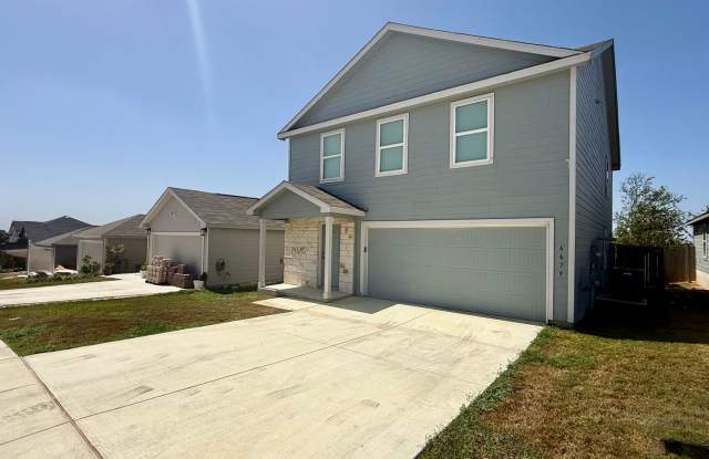 Stunning 4- bedroom, 2.5 bathroom home in Converse! Gallery 4