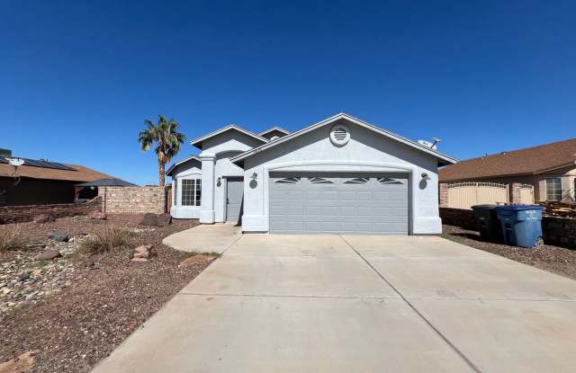 NICE 3 BED 2 BATH! - 9638 East 37th Place, Yuma, AZ 85365 NICE 3 BED 2 BATH! - 9638 East 37th Place, Yuma, AZ 85365