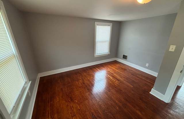 Beautiful 3 Bedroom/1 Bath Home in Lancaster Gallery 4