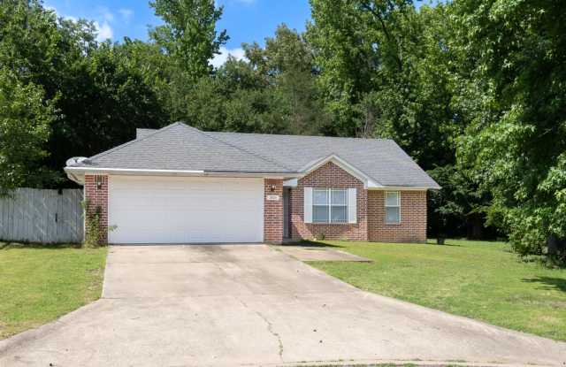 Freshly Updated 3 Bed, 2 Bath Home in Fort Smith photos photos