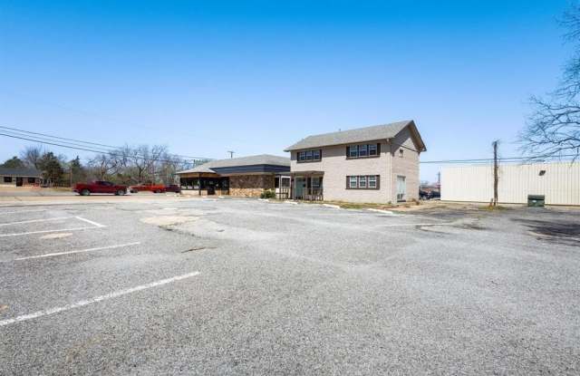 1018 S Austin Avenue photos photos