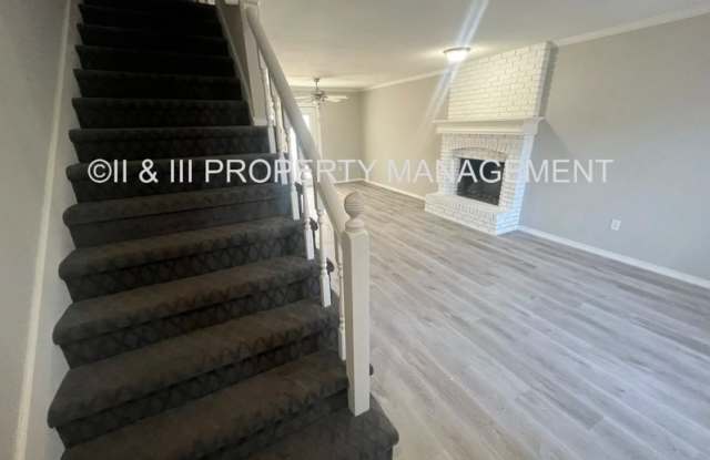 1420 E Penrose Lane Gallery 2