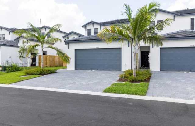 3050 Park Pl. photos photos