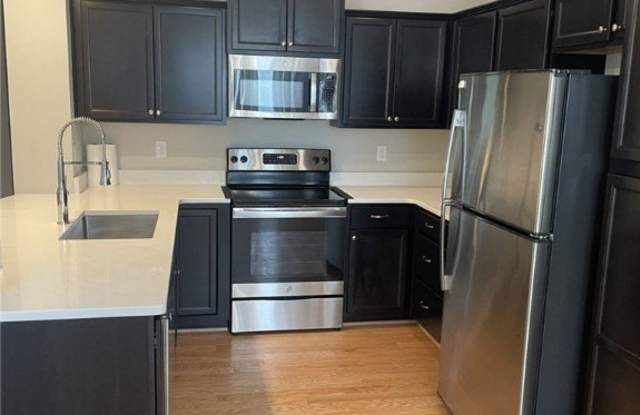 1201  Kings Land Ct photos photos