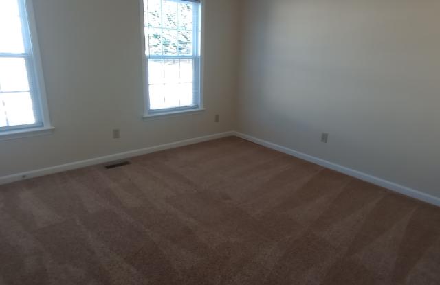 322 Dennison Ct Gallery 4