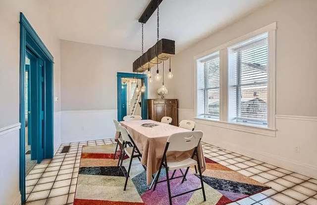 3247 West 19th Avenue - Carriage Unit B Gallery 4