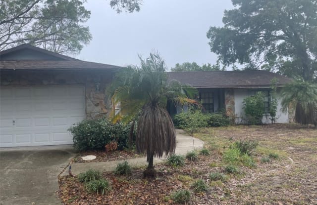 2030 HIDDEN LAKE DRIVE - 2030 Hidden Lake Drive, Palm Harbor, FL 34683
