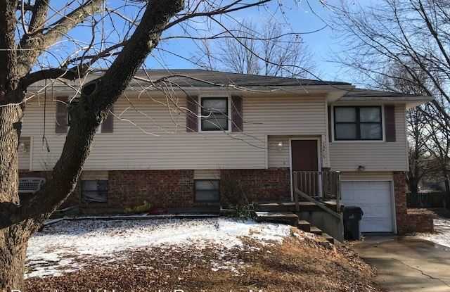 16415 W 123rd St - 16415 West 123rd Street, Olathe, KS 66062