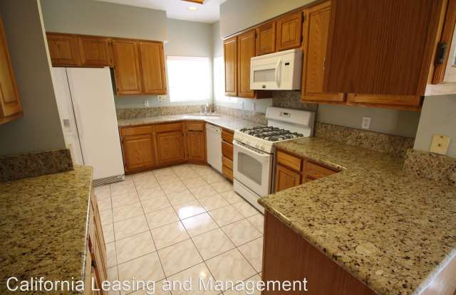 14806 Willow Glen Court Gallery 2