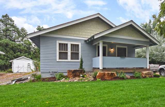 622 1/2 South Loomis Avenue photos photos
