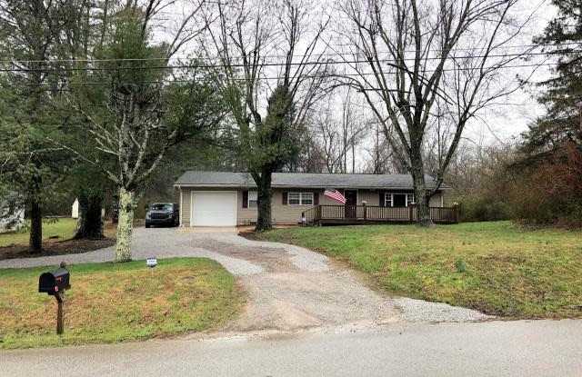 392 Old Mail Road - 392 Old Mail Road, Crossville, TN 38555 392 Old Mail Road - 392 Old Mail Road, Crossville, TN 38555