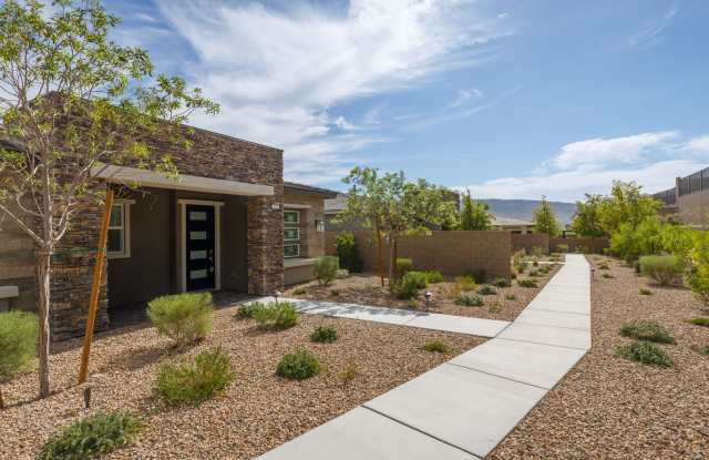 Brand new luxury home in upscale 55+ community Gallery 4