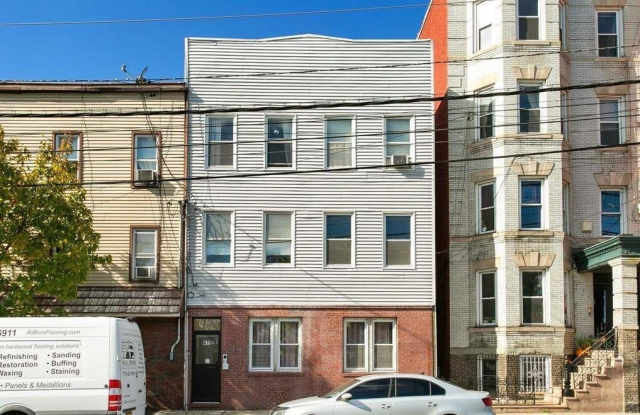475 PALISADE AVE photos photos