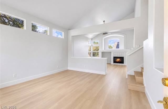 10416 Horseback Ridge Avenue Gallery 3