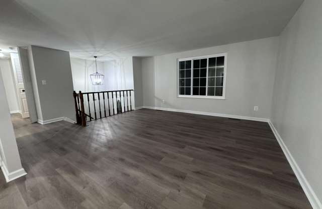 76 DEVONNE Drive photos photos