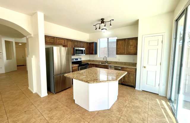 13437 W Rhine Ln photos photos