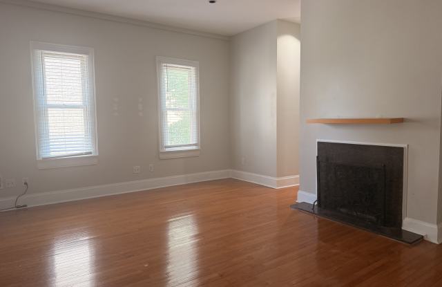 5934 Elwood St., 3 Gallery 4