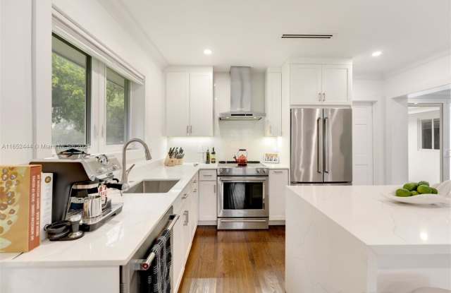 547 Giralda Ave photos photos 547 Giralda Ave photos photos