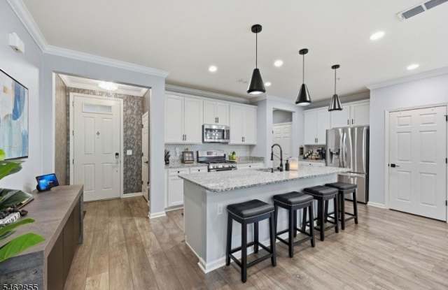 84 Aspen Dr Gallery 2
