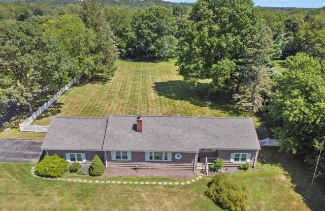 918 Daniels Farm Road photos photos