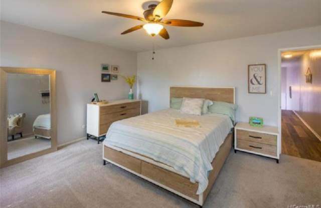 98-1074 Komo Mai Drive #B Aiea, HI 96701 Gallery 3