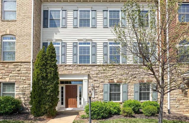 42365 PINE FOREST Drive photos photos