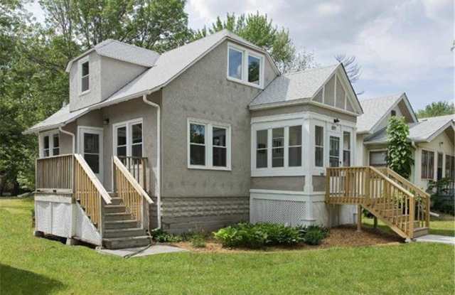 891 21st Avenue SE photos photos 891 21st Avenue SE photos photos