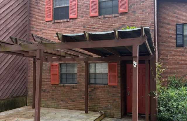 3740 Donovan Drive Apt B - 1 Gallery 4