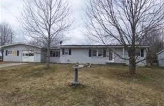 DESOTO - 3 Br, Ranch, 1250 Sq Ft, Fenced Backyard, Garage - $799 MONTH / $1999 DOWN photos photos