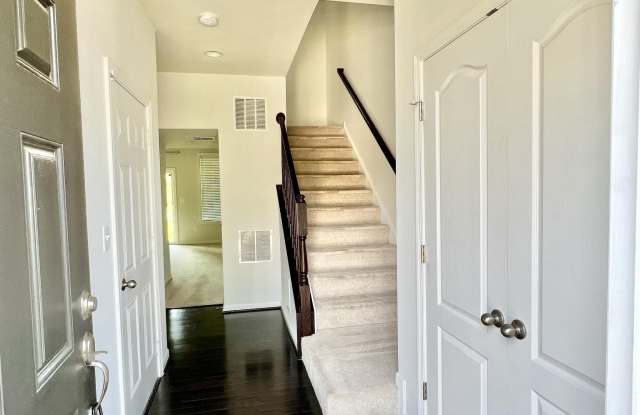 8715 SWEET ROSE COURT Gallery 3