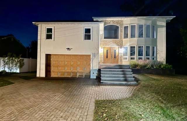 186 E Pennywood Avenue photos photos