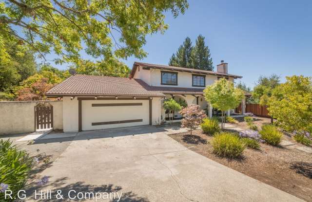 149 Sandringham Dr. South Gallery 2