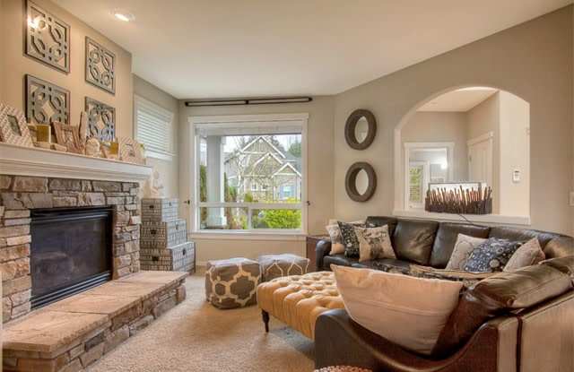 2315 29th Ave NE - 2315 29th Avenue Northeast, Issaquah, WA 98029