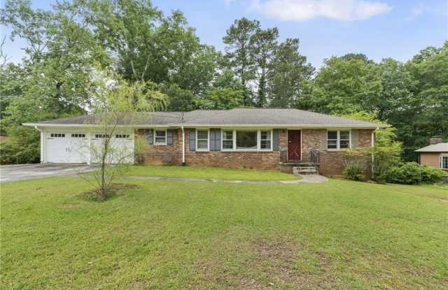 2720 Birchwood Way SW photos photos