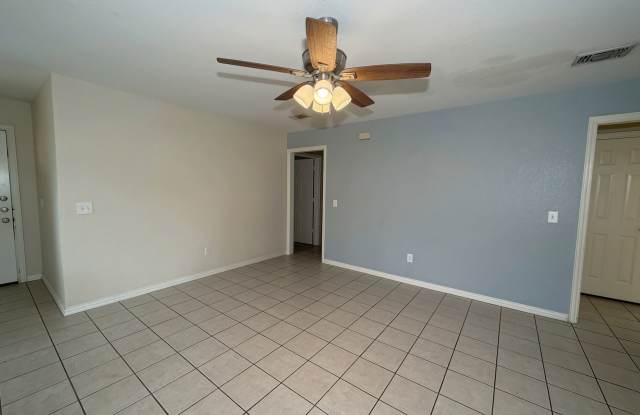 931 Farmington Road Gallery 2