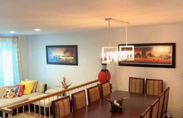 7316 SUNRISE COURT Gallery 3