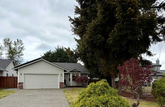 Cozy and Charming 3 Bedroom in Lynnwood! photos photos
