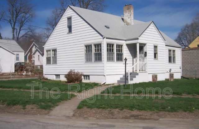 2886 Martin Ave photos photos